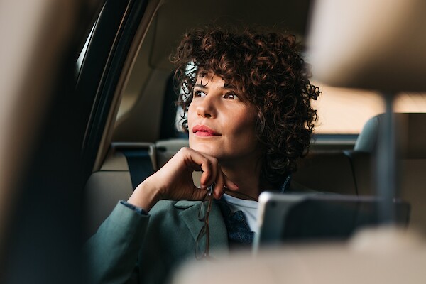 Description/Alt Text: Historical architectural rendering of 260 Madison Avenue, a mid-century International Style office tower in Midtown Manhattan designed by Sylvan Bien and completed in 1952.